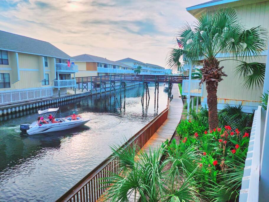 Boathouse Condo, Downtown Destin Harbor, Private Beach Access, Waterfront, On Golf Course, Water Taxi Pickup エクステリア 写真